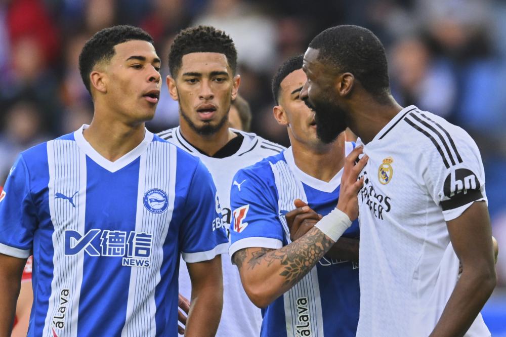 同曦主帅：很敬重今晚的对手北京队 我们要捍卫自己的主场.