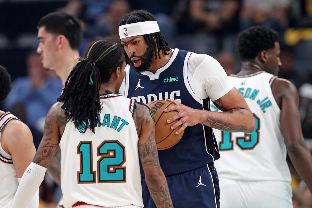 詹姆斯创NBA第一纪录，东契奇28+9显威，湖人逆袭灰熊升西部第四.